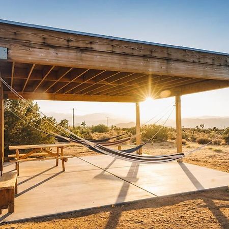 Joshua Tree Hidden Tower * Views - Landmark Yucca Valley Buitenkant foto