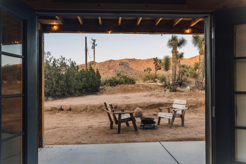 Joshua Tree Hidden Tower * Views - Landmark Yucca Valley Buitenkant foto