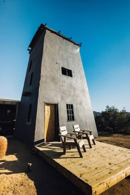 Joshua Tree Hidden Tower * Views - Landmark Yucca Valley Buitenkant foto