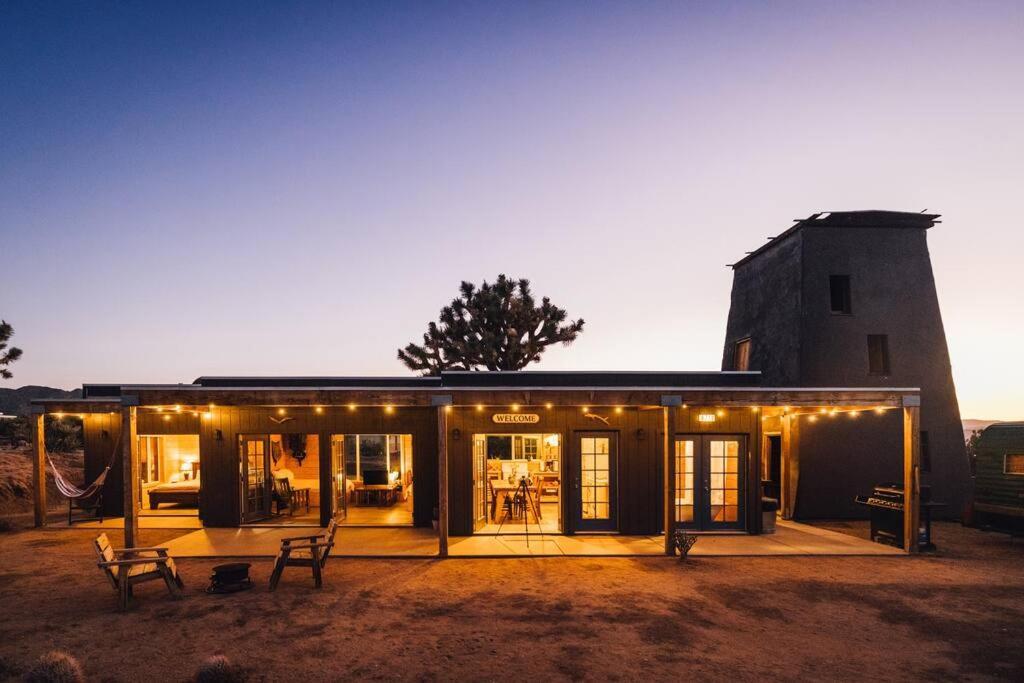 Joshua Tree Hidden Tower * Views - Landmark Yucca Valley Buitenkant foto